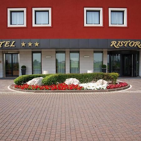 Hotel Ristorante Giada Grumolo delle Abbadesse Bagian luar foto
