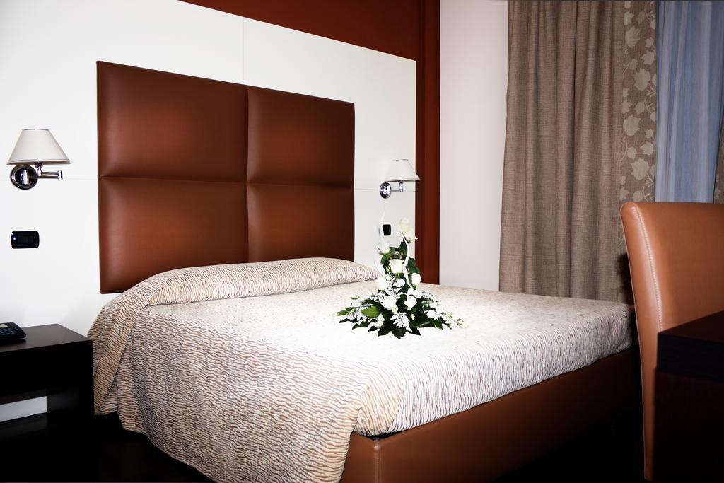 Hotel Ristorante Giada Grumolo delle Abbadesse Bagian luar foto